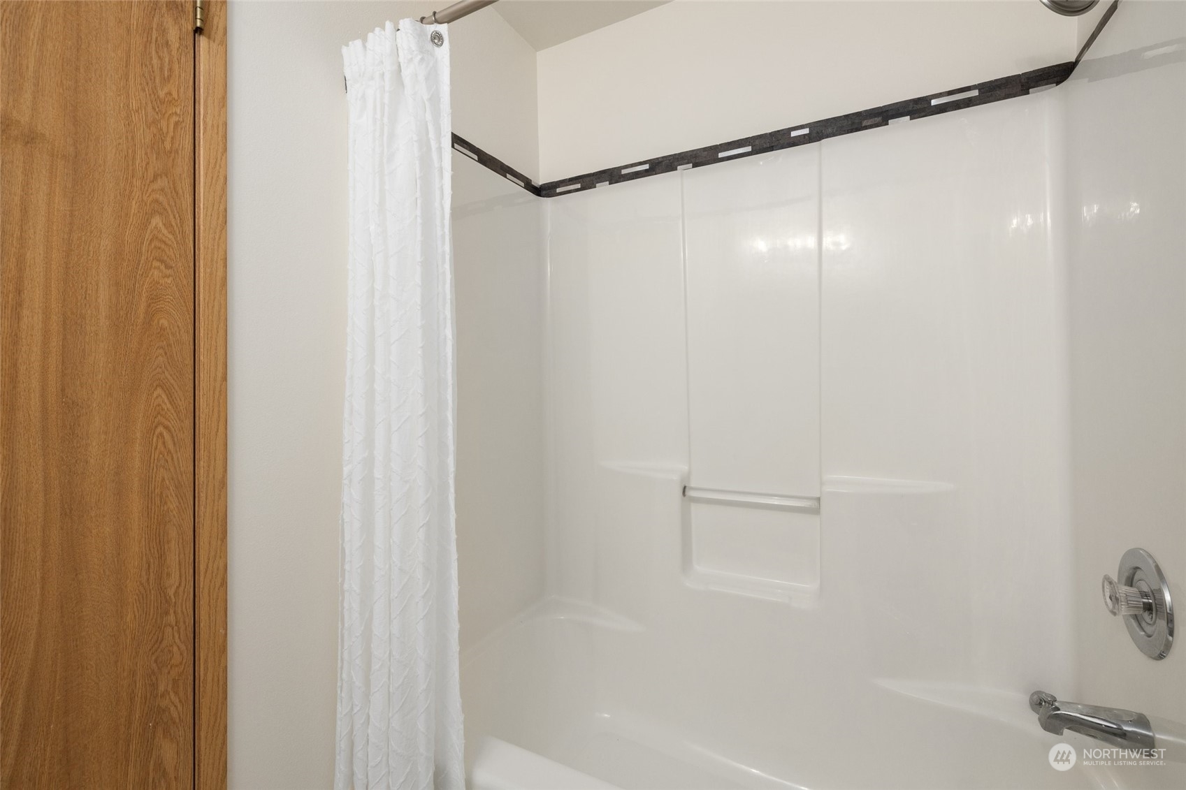 5004 168th Street B Property Photo 26