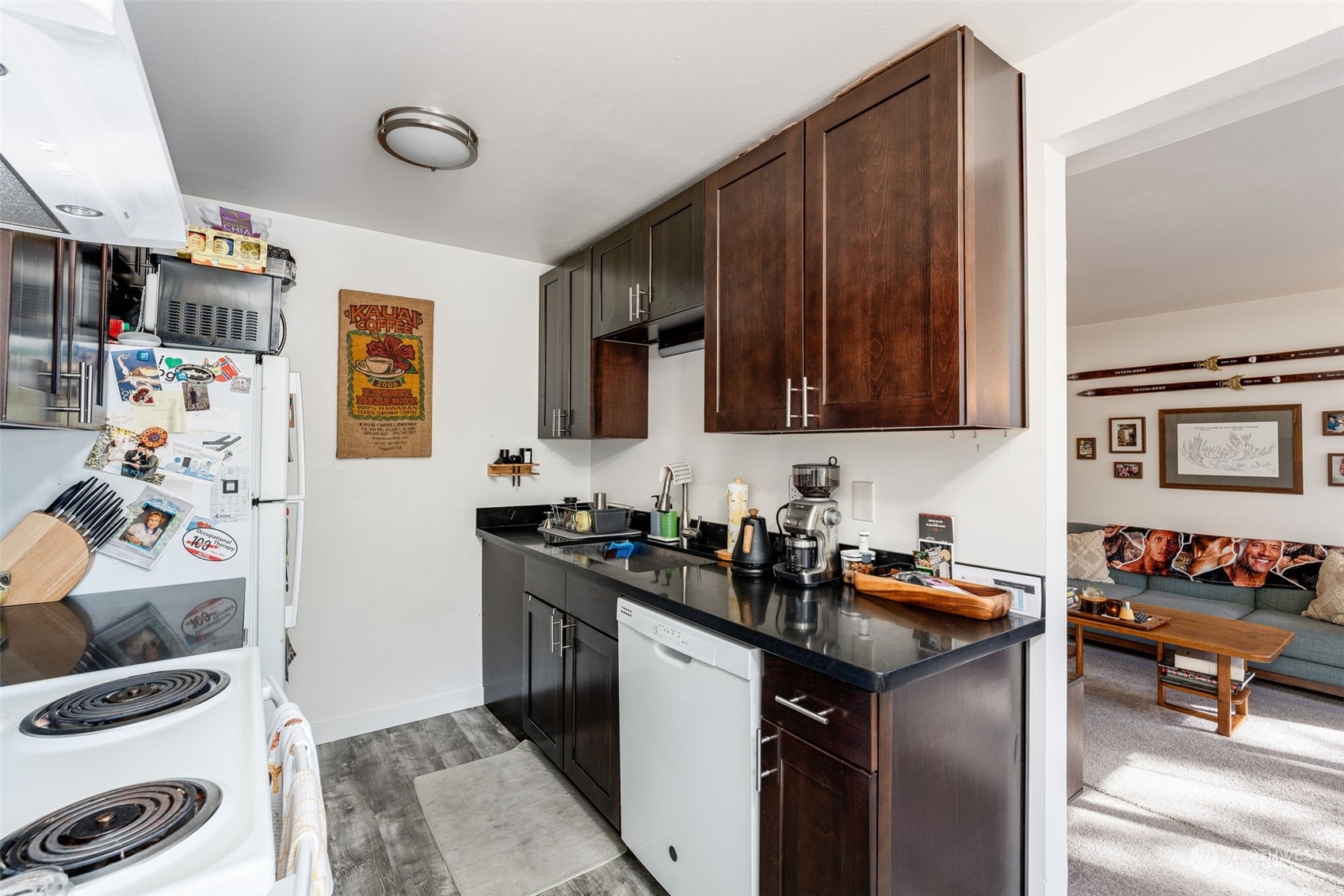 3000 E Spruce Street Property Photo 8