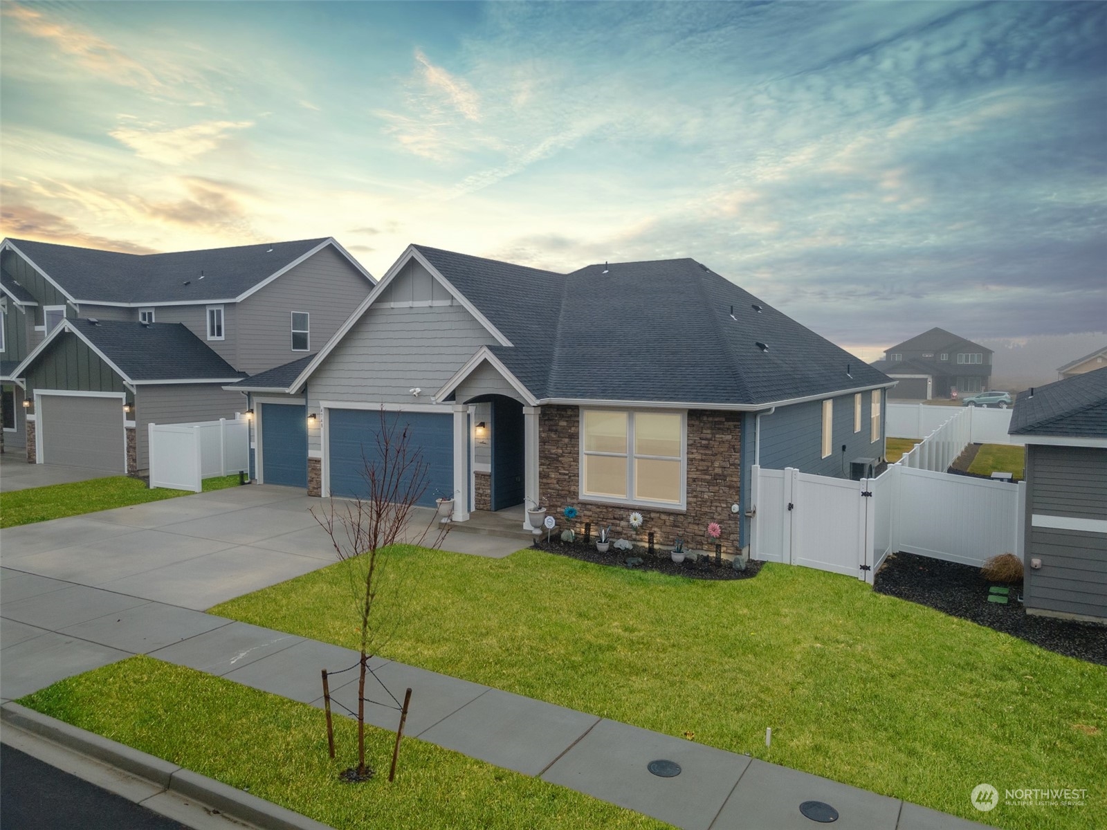 4748 W Junco Street Property Photo 1