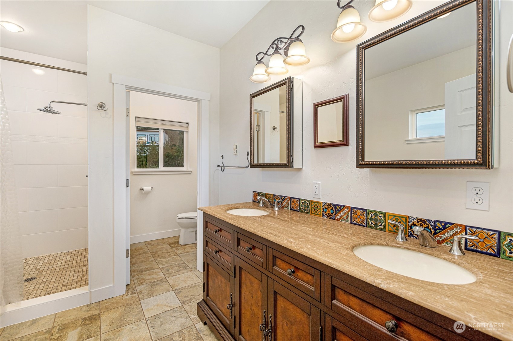 303 Woodpecker Lane Property Photo 15