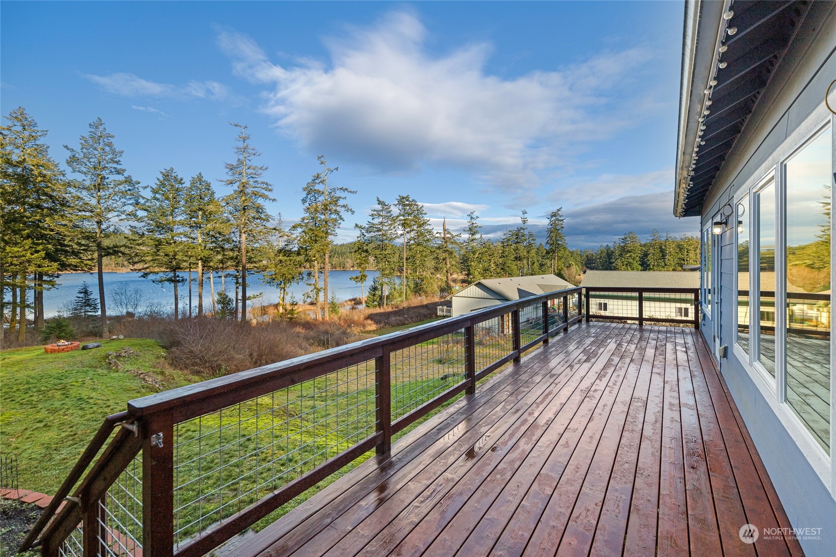 303 Woodpecker Lane Property Photo 18