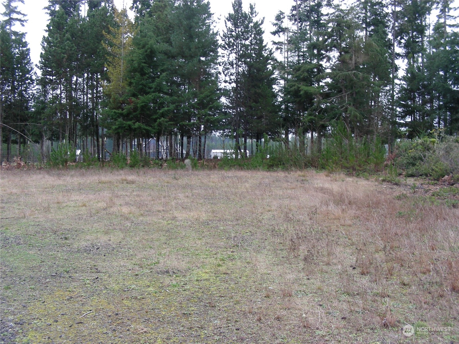680 Ne Haven Lake Drive Property Photo 3
