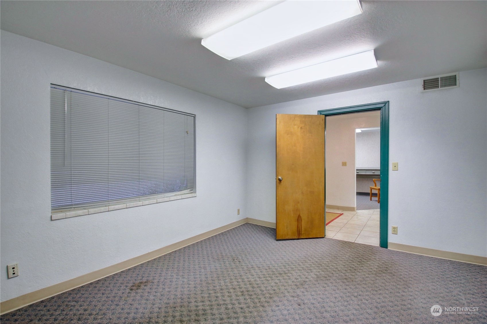 1321 S 2nd Street Property Photo 6