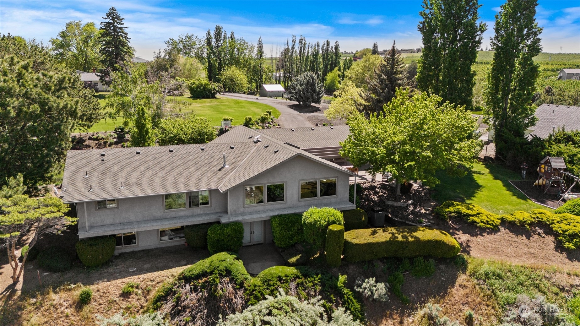 40 S Brown Lane Property Photo