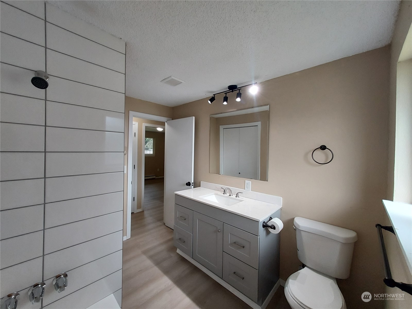 21507 21509 36th Avenue Ct Property Photo 11
