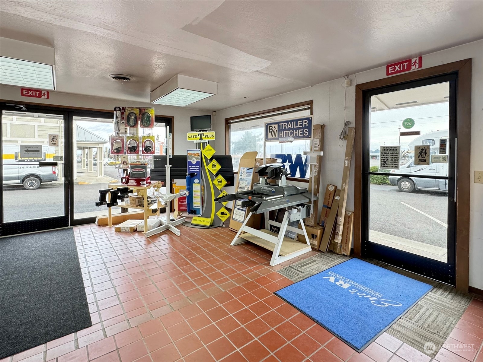 275 S Seventh Avenue Property Photo 12