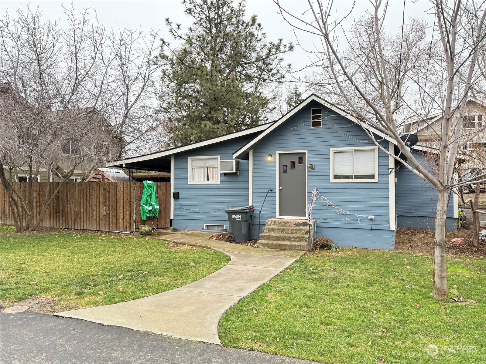 7 Se Birch Avenue Property Photo