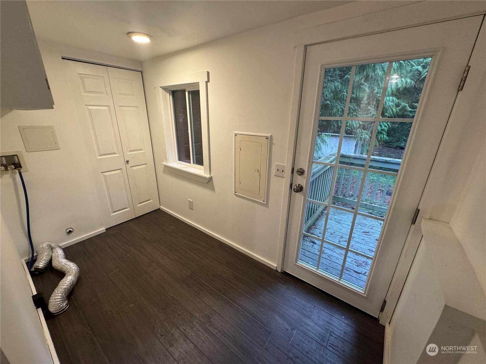 46503 Baker Loop Road Property Photo 9