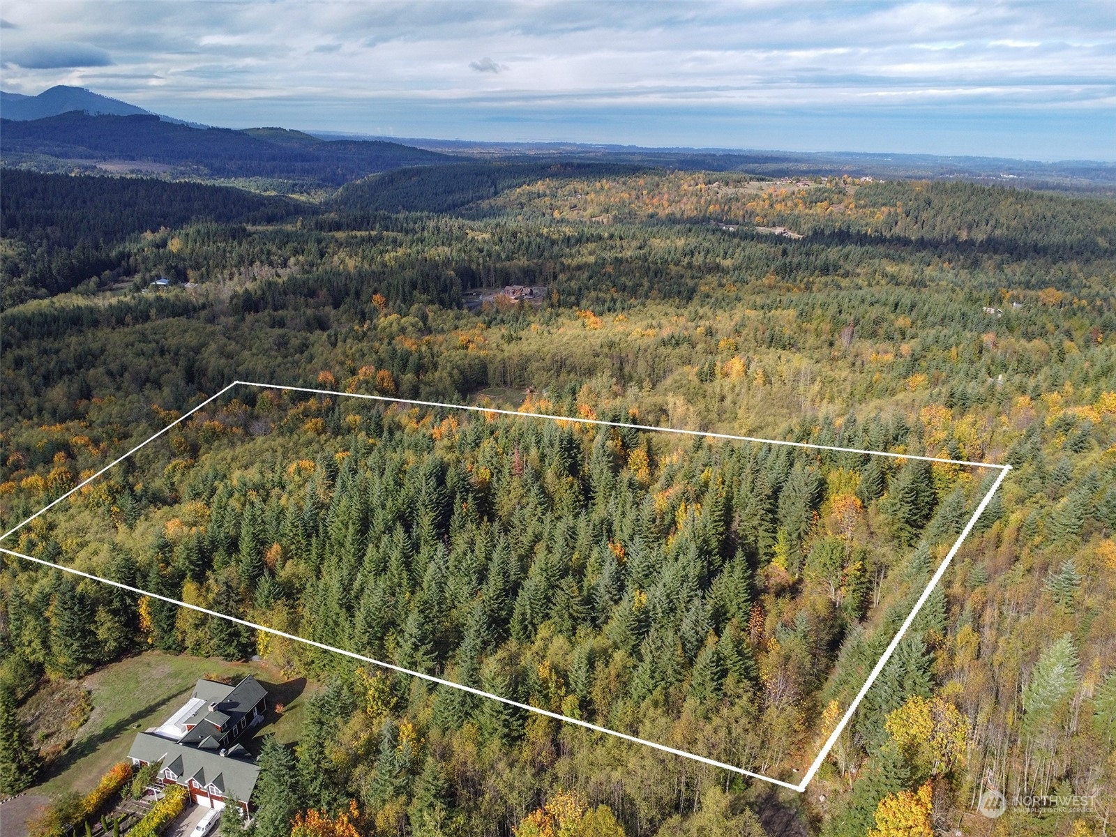 999 Blue Mountain Road Property Photo 1
