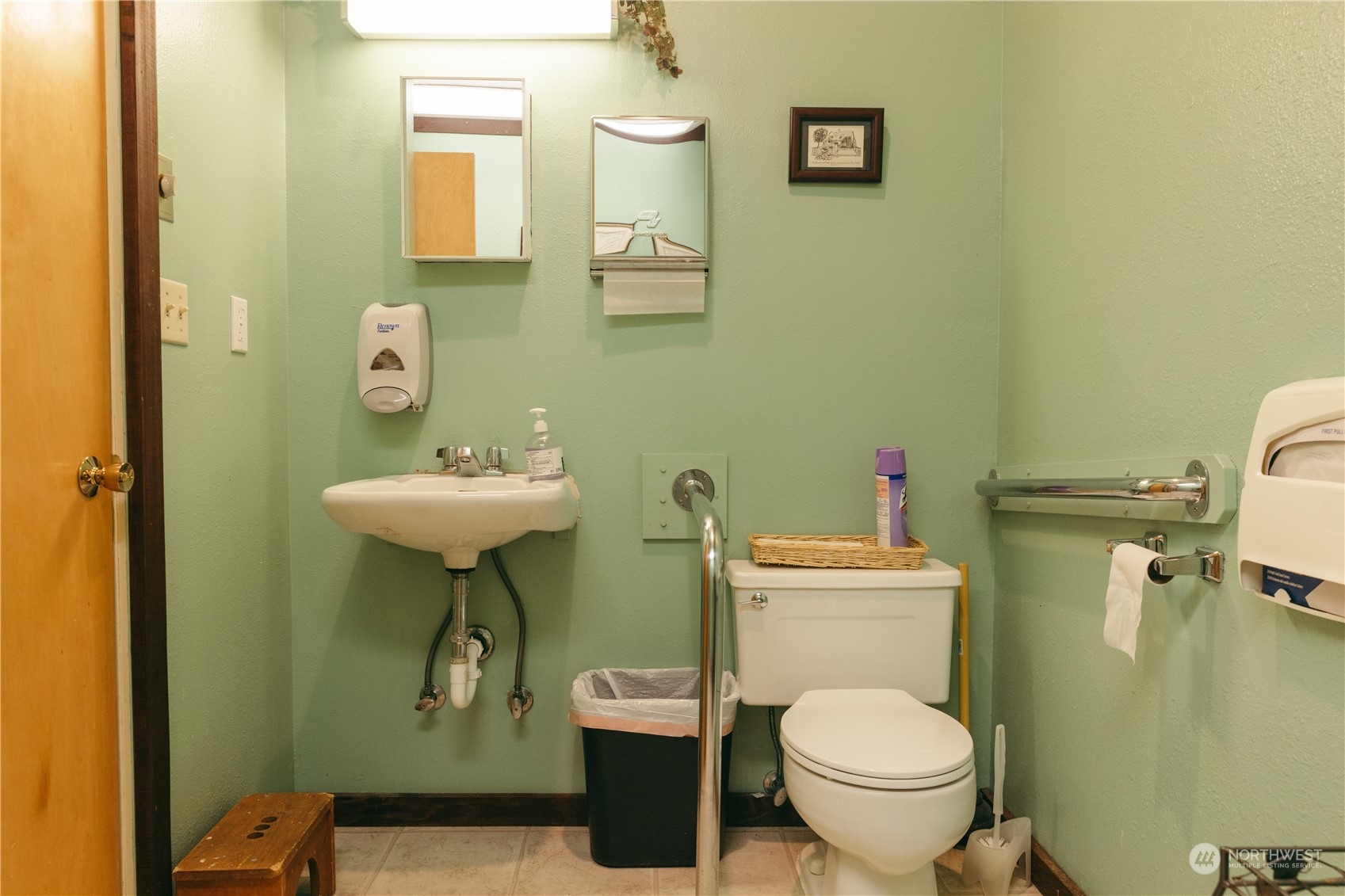 451 5th Avenue Property Photo 14