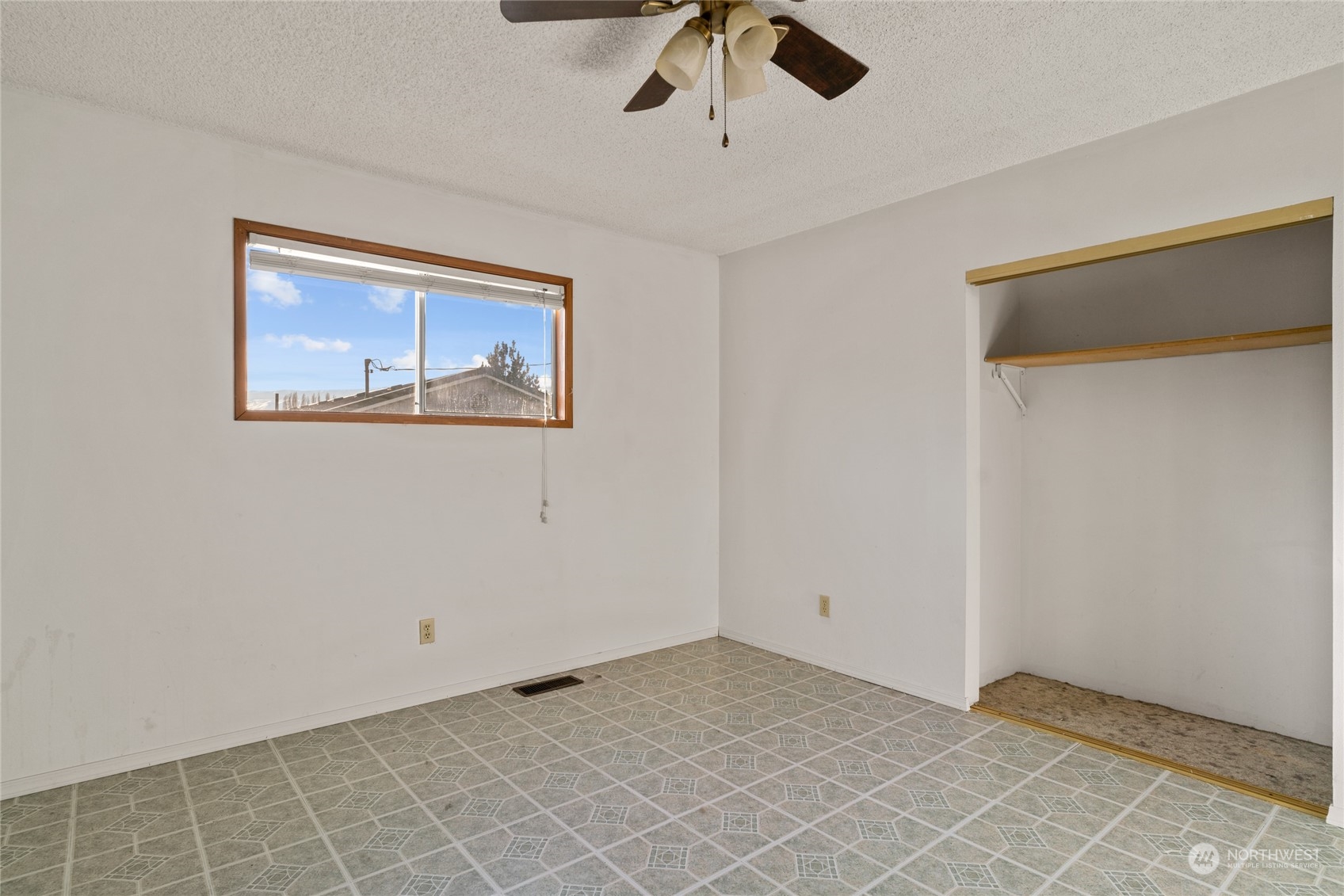 1727 Sunset Highway Property Photo 15