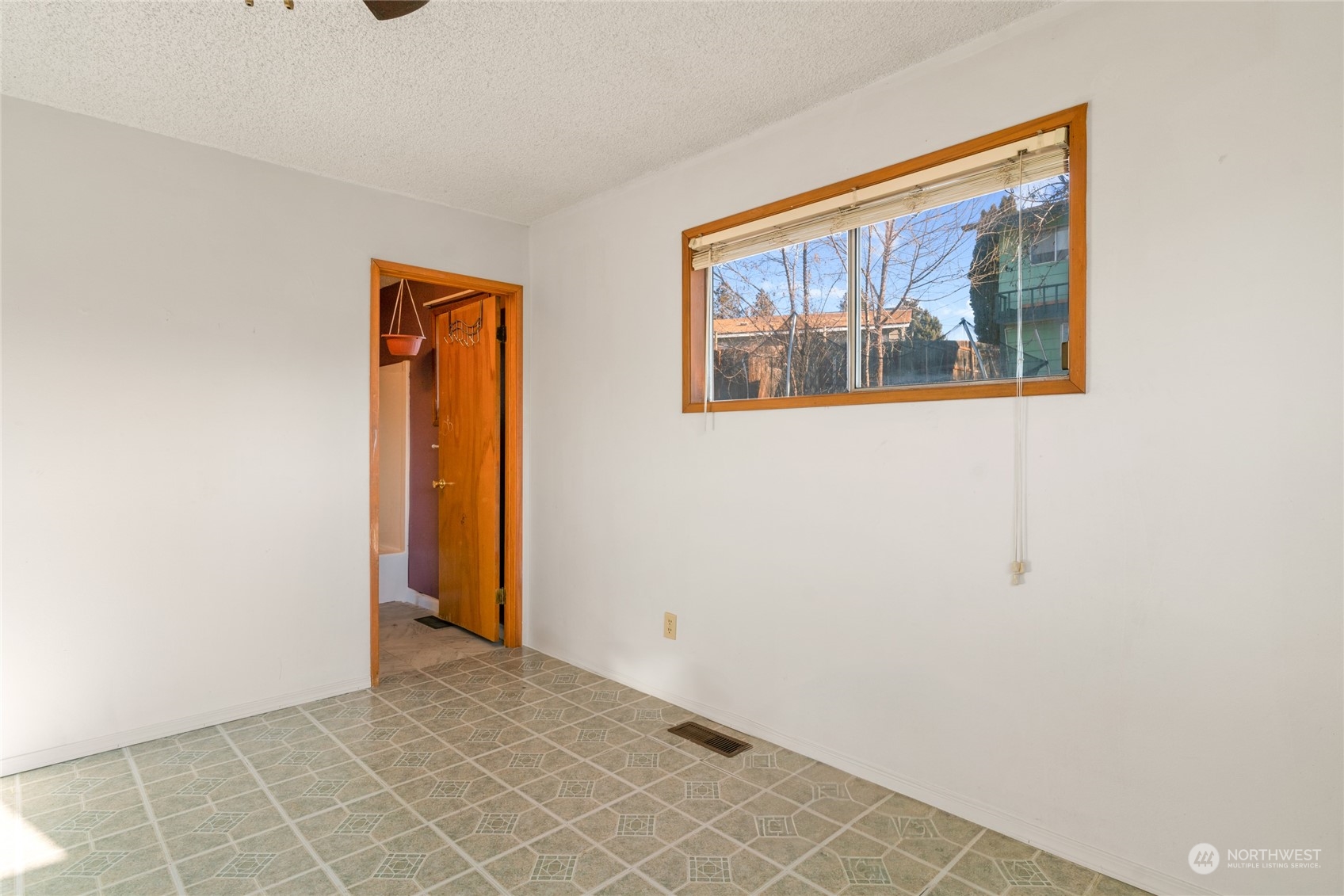 1727 Sunset Highway Property Photo 16