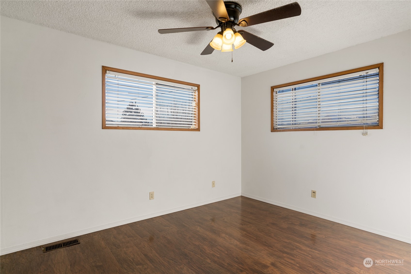 1727 Sunset Highway Property Photo 19
