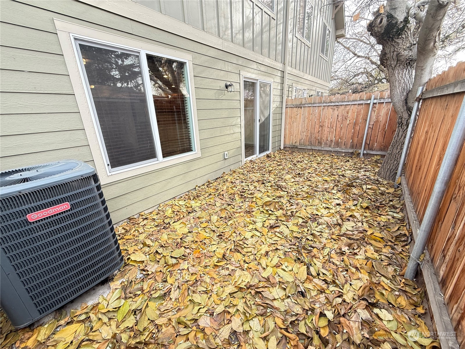 218 E Whitman Drive Property Photo 12