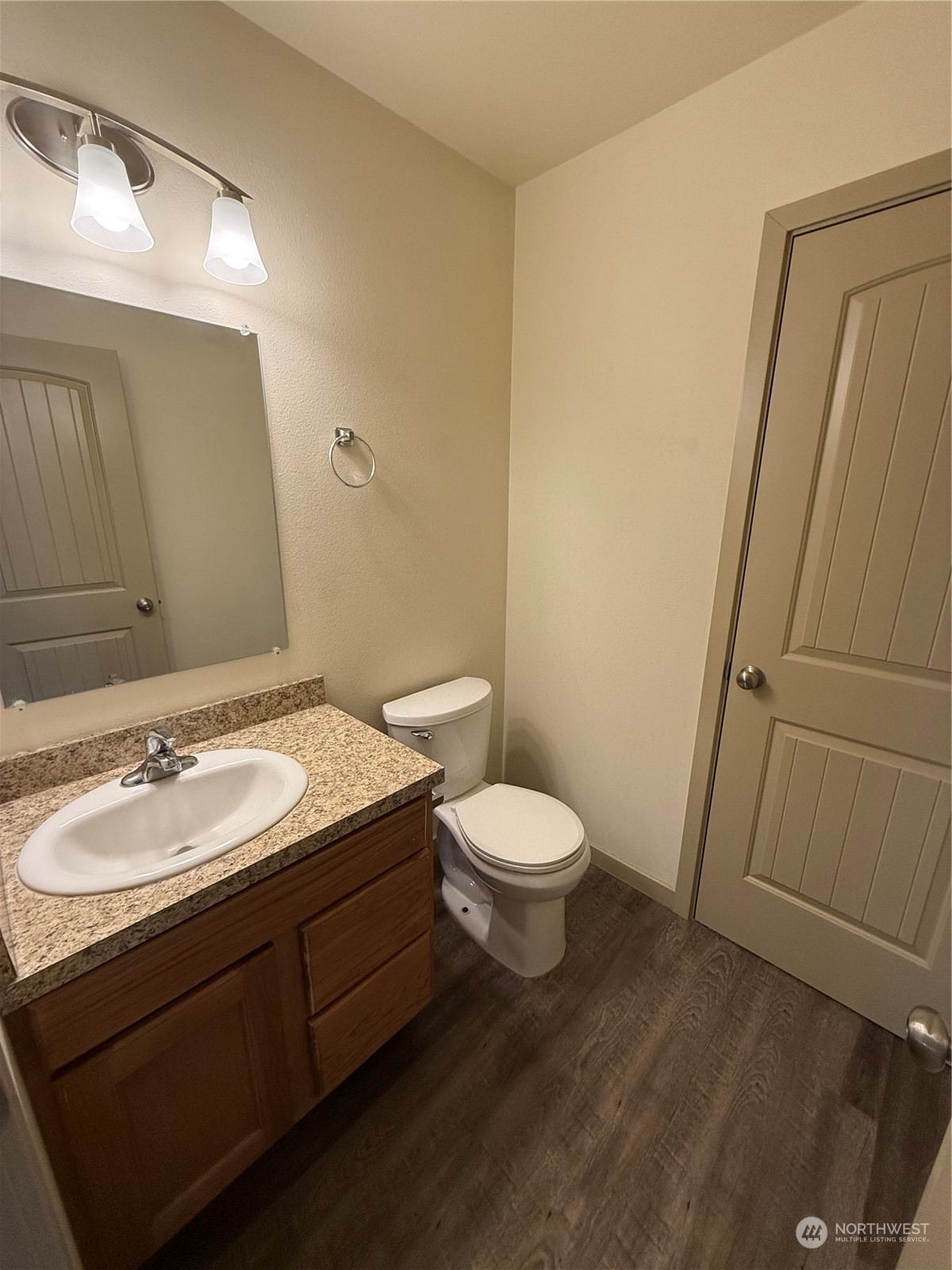 218 E Whitman Drive Property Photo 14