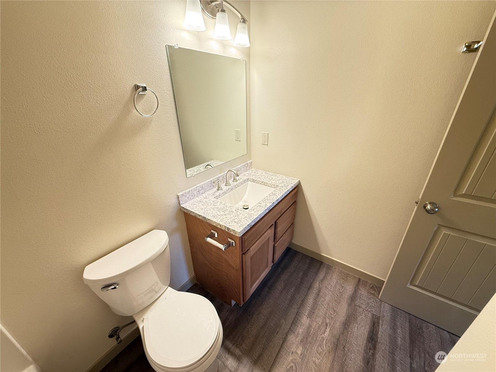 218 E Whitman Drive Property Photo 19
