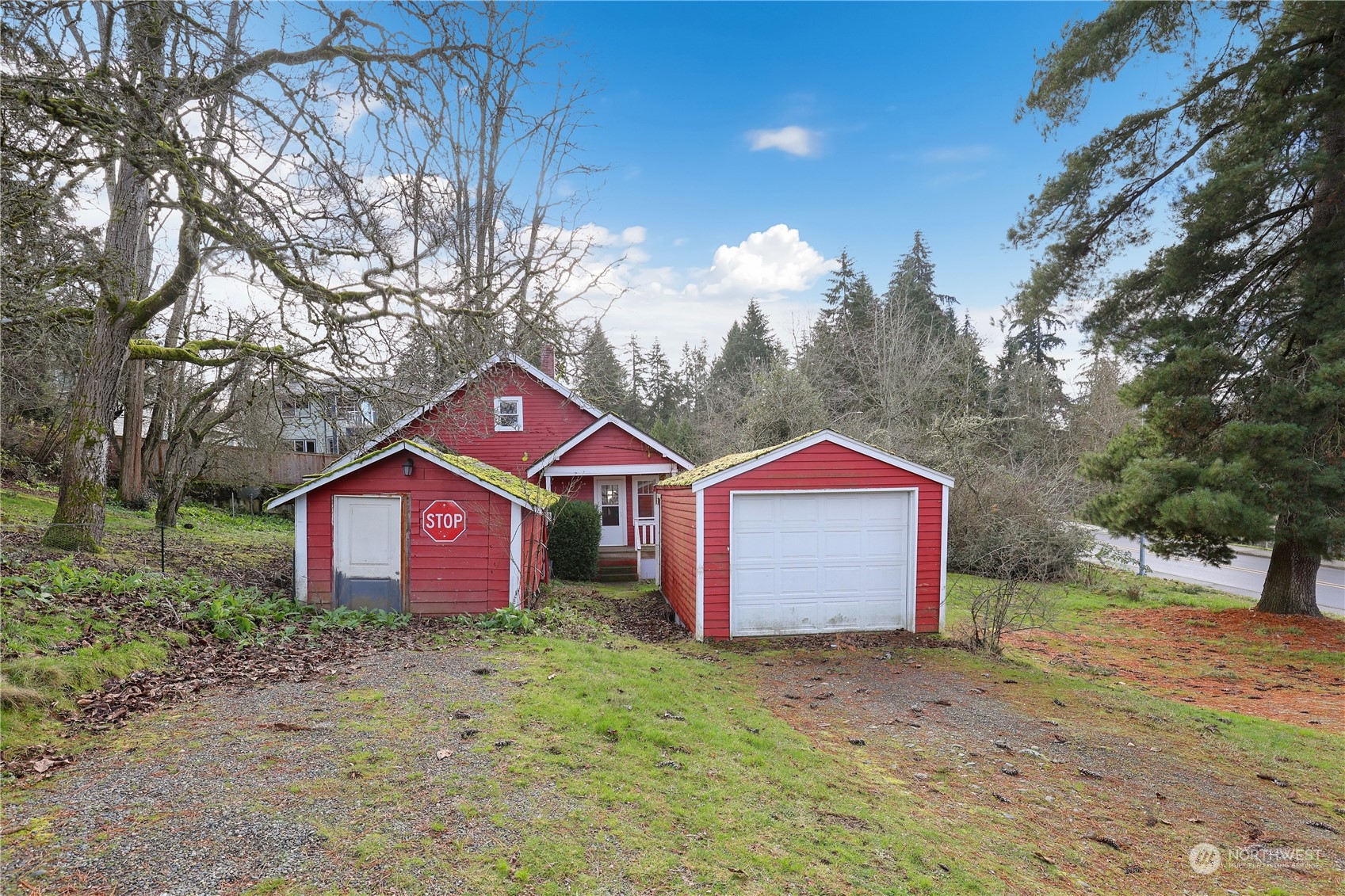 803 Stevens Street Property Photo