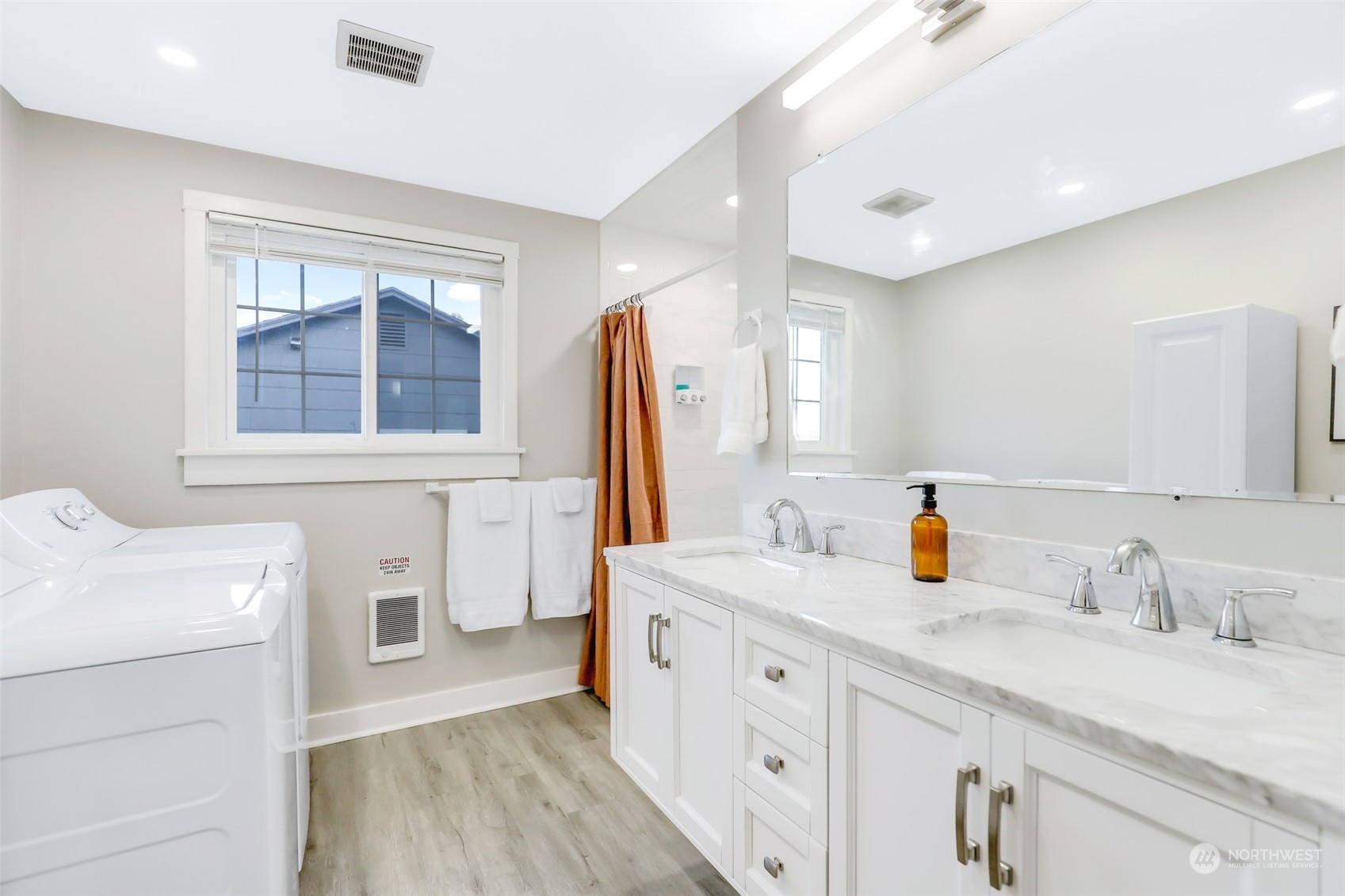 2117 W Riverside Avenue Property Photo 12