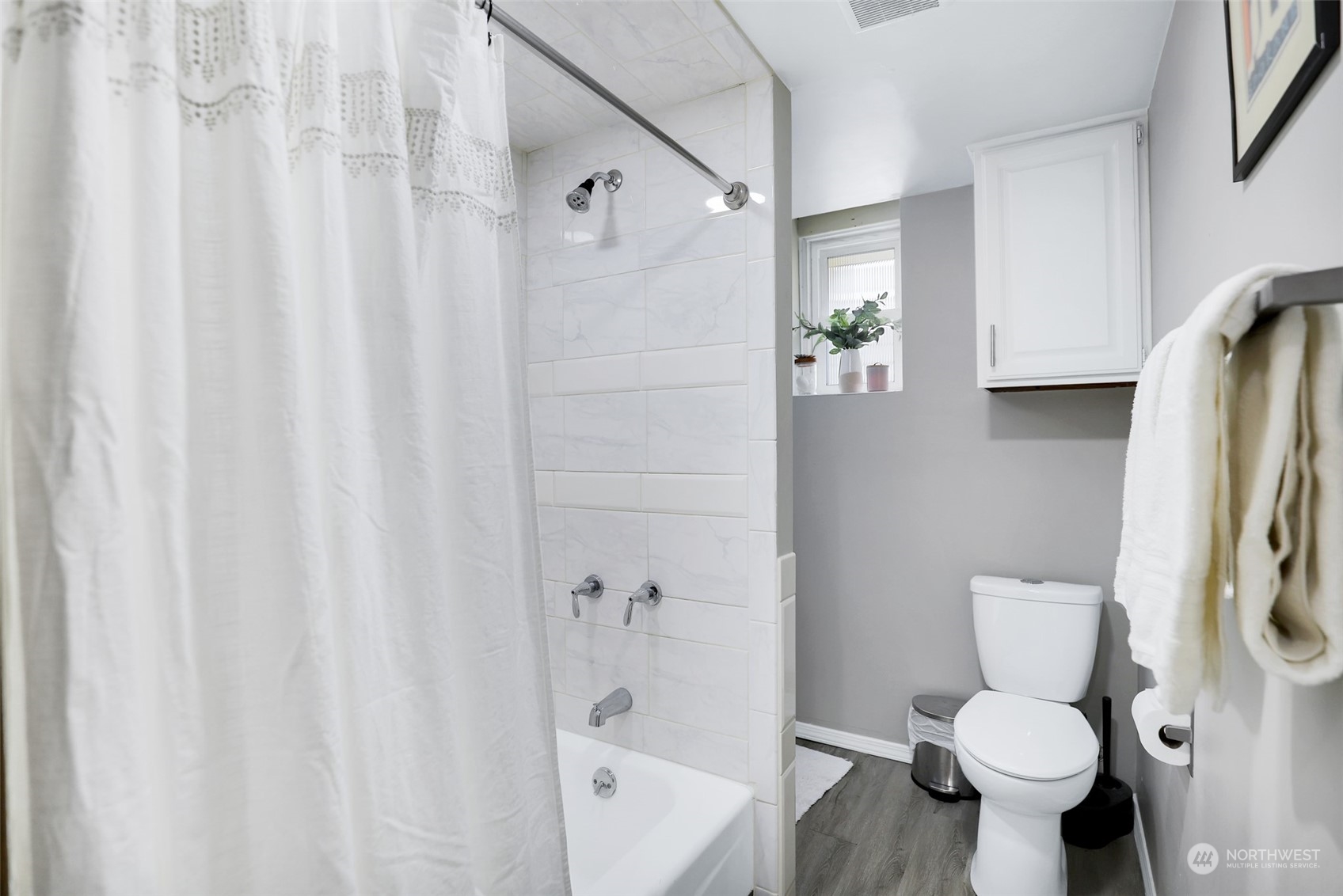 2117 W Riverside Avenue Property Photo 22