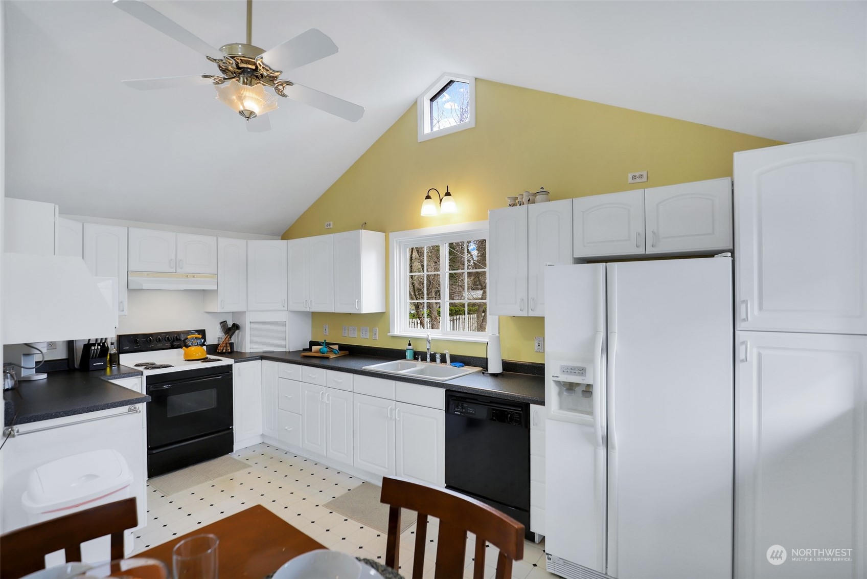 2117 W Riverside Avenue Property Photo 35