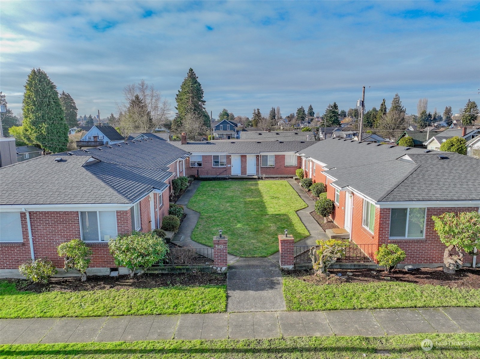 5404 S M Street Property Photo 2