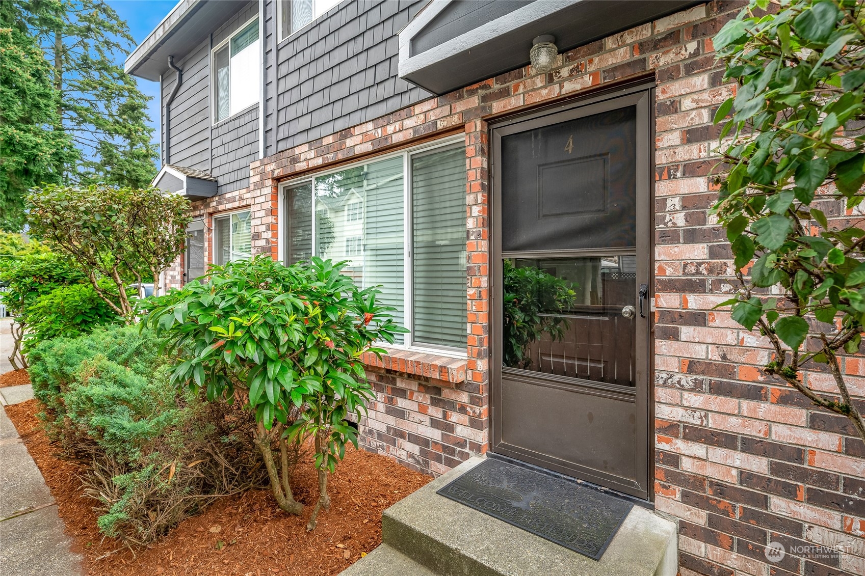 1220 N 137th Street Property Photo 4