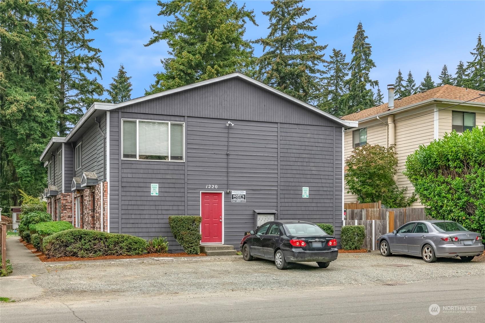 1220 N 137th Street Property Photo 6