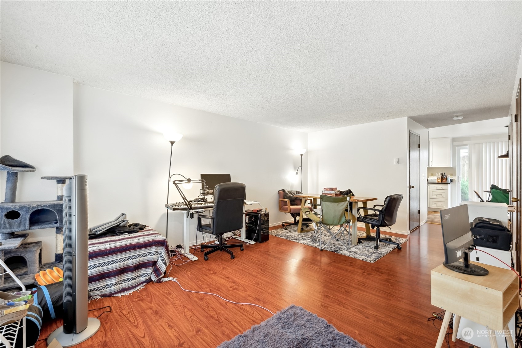 1220 N 137th Street Property Photo 13