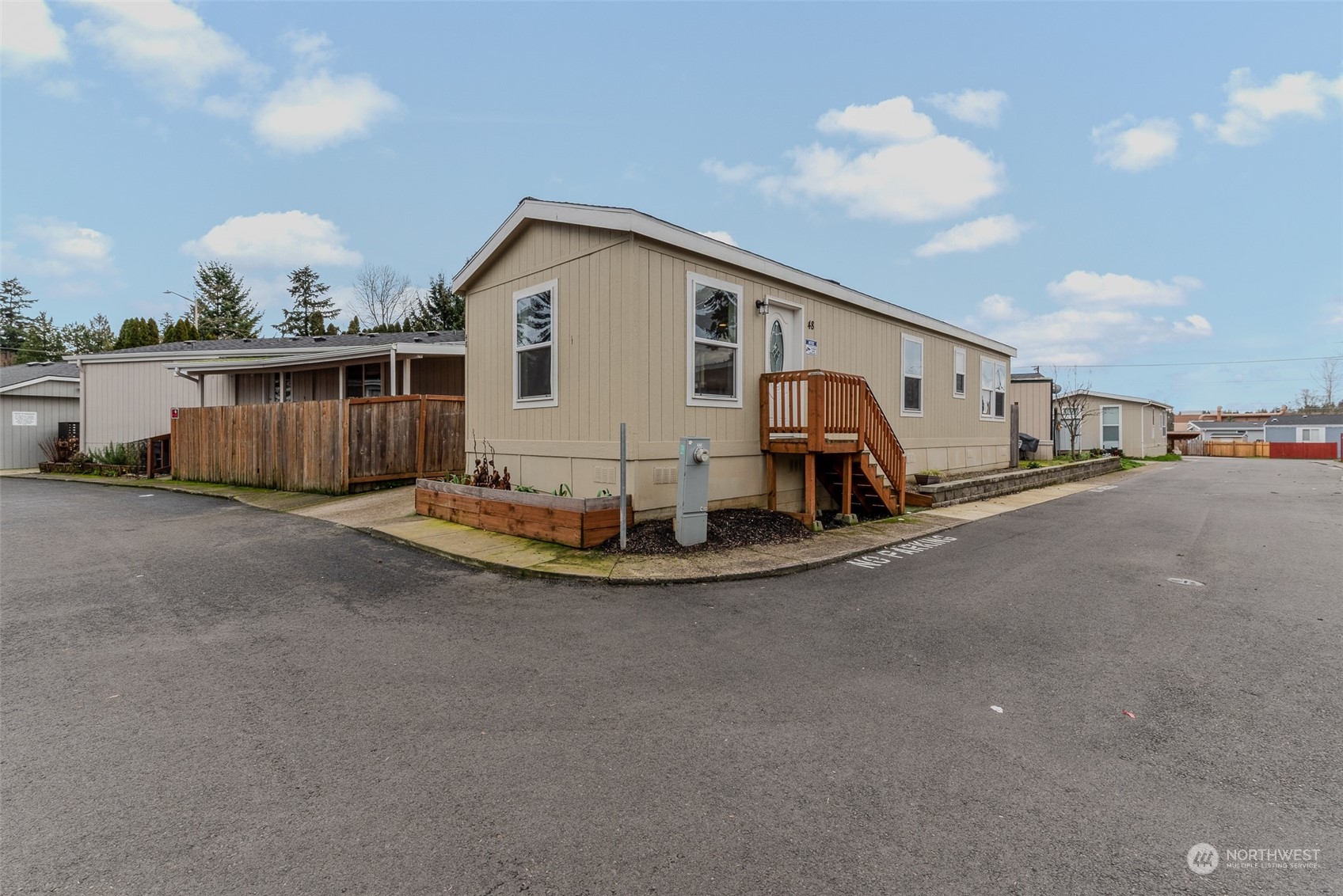 9700 Sw Tualatin Road 48 Property Photo 1