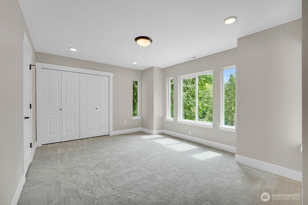 1827 216th Place Property Photo 21