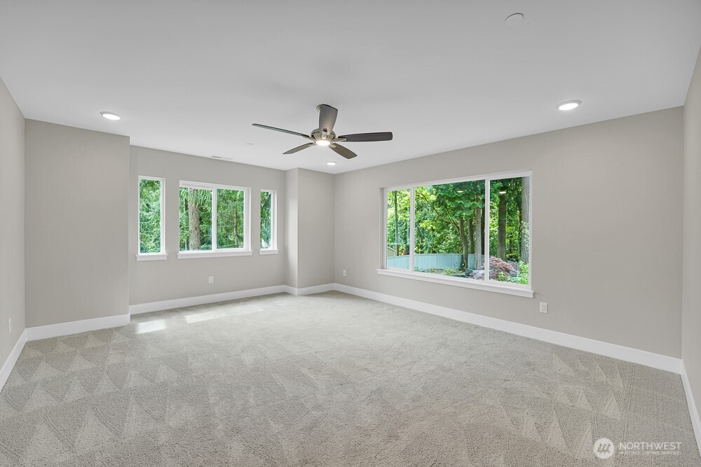 1827 216th Place Property Photo 23