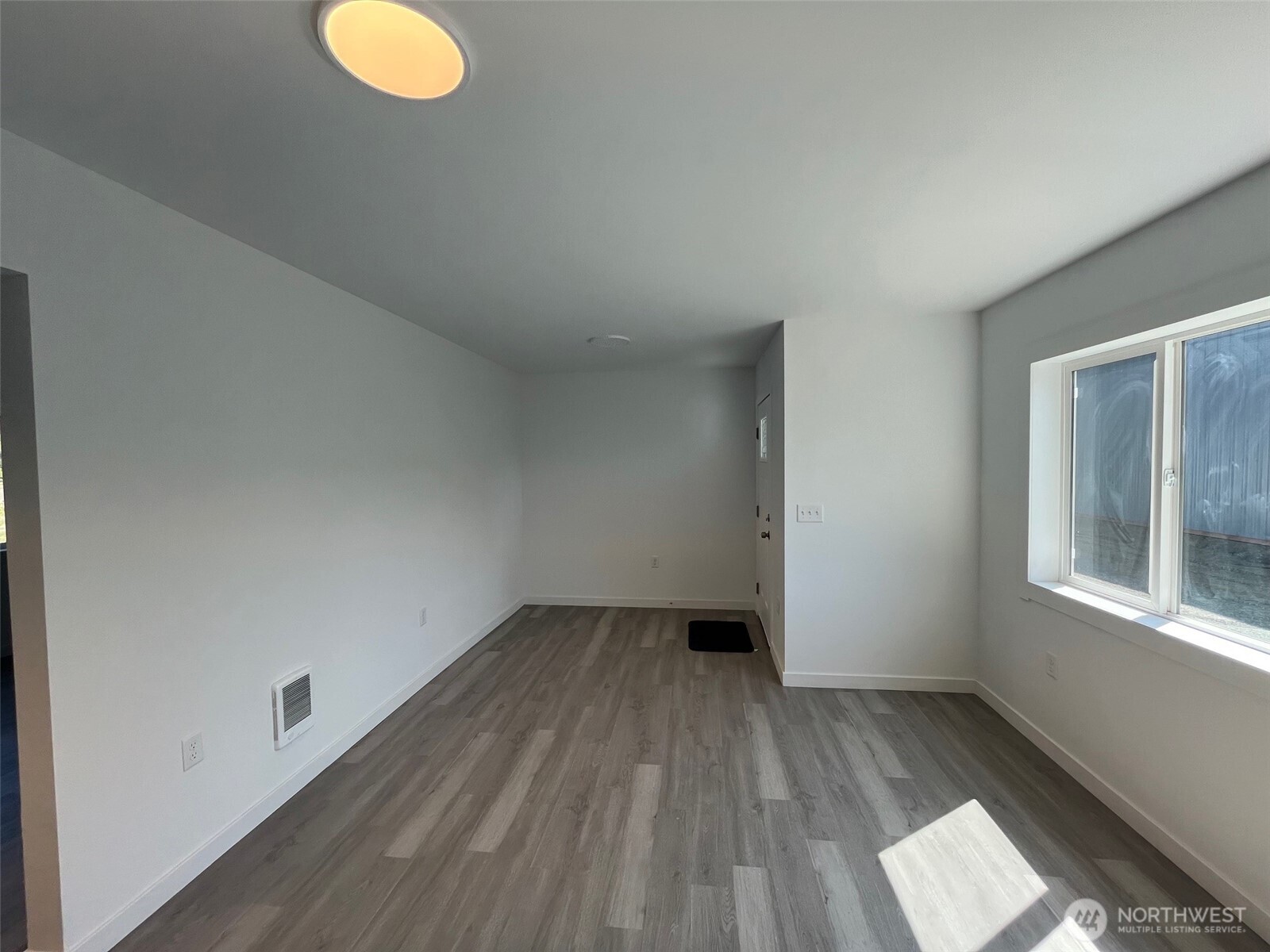 1306 Melbourne Court Property Photo 9