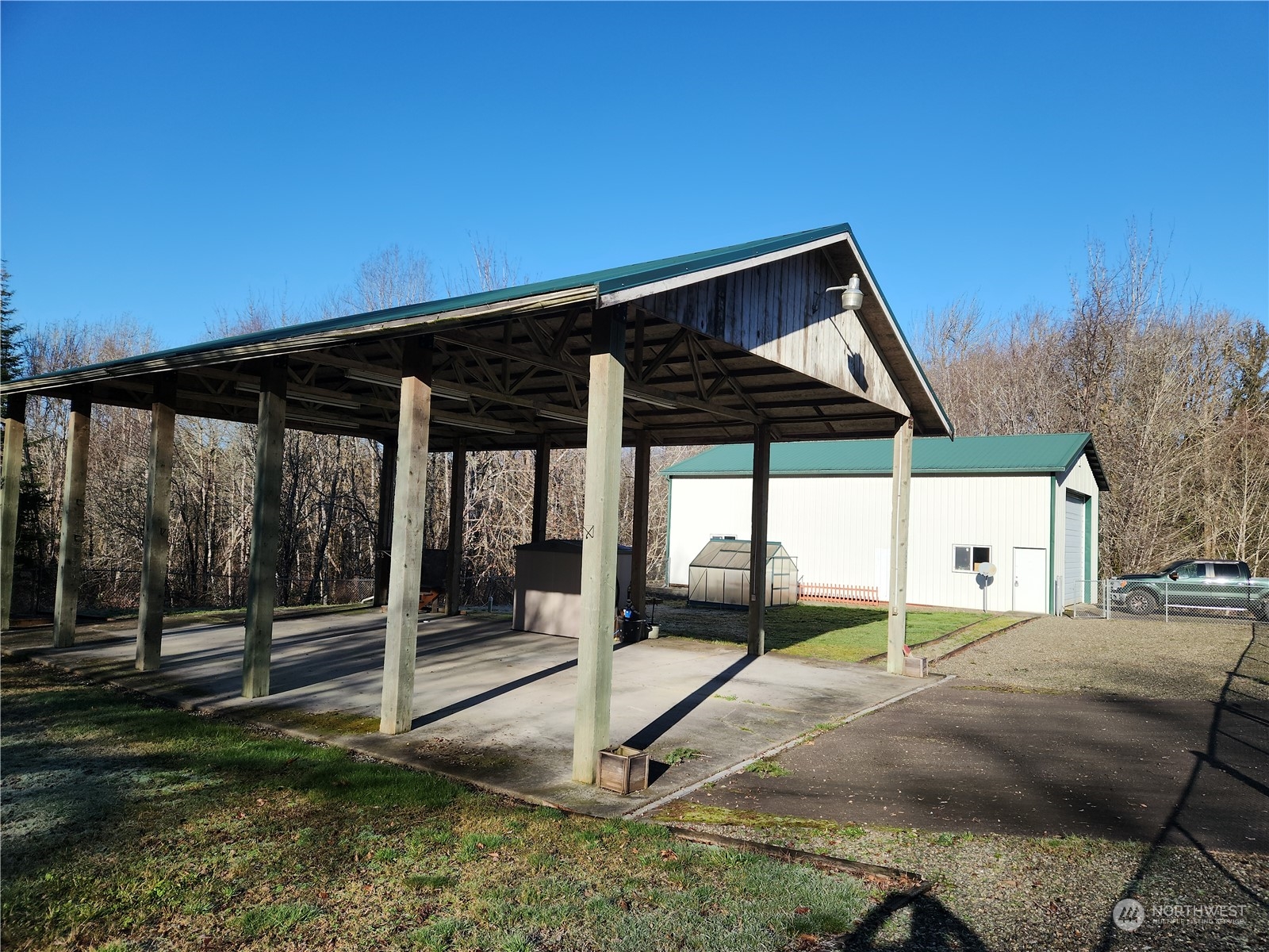 533 E Agate Loop Road Property Photo 1