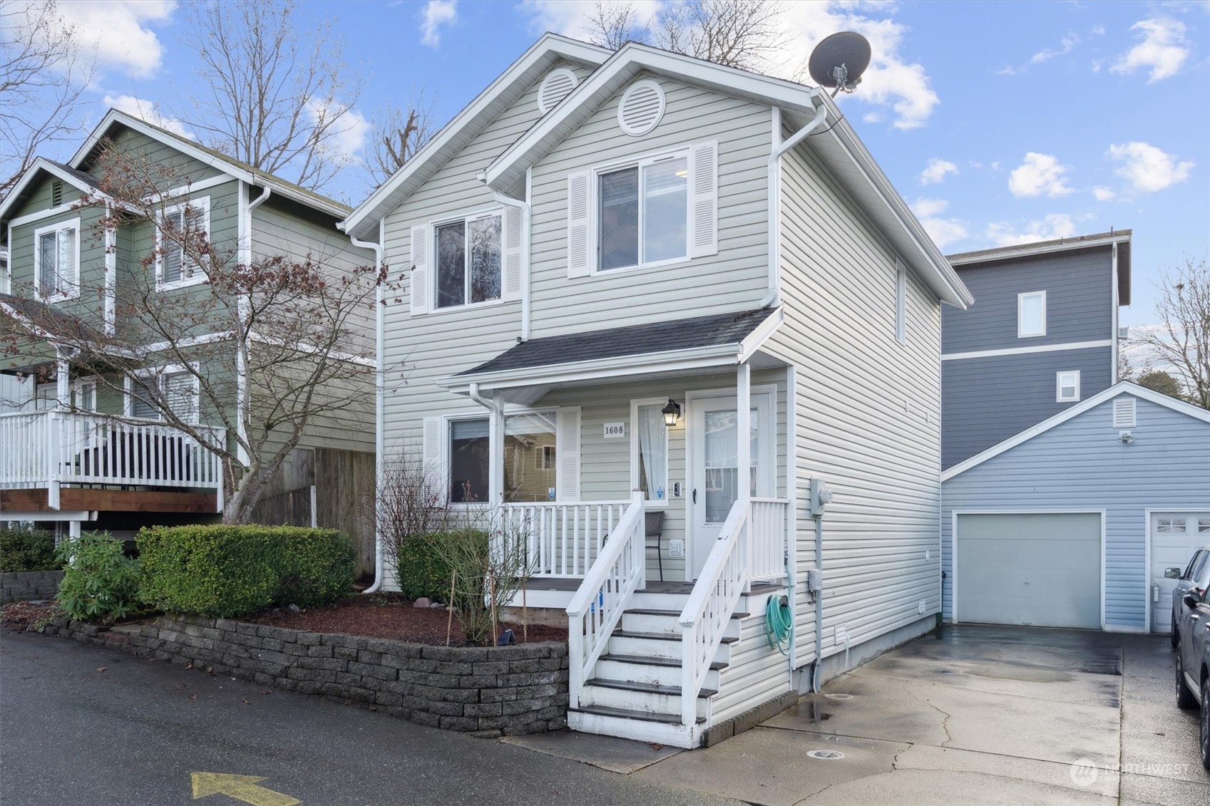 1608 Arvon Avenue Property Photo 1