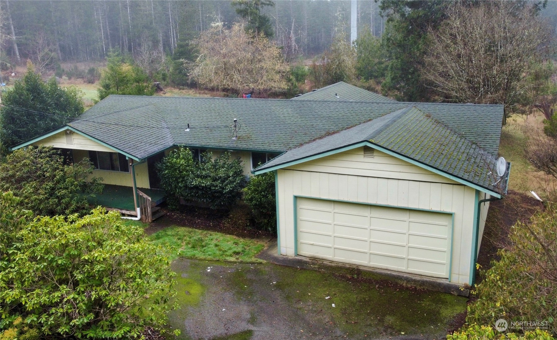 211 E Penzance Property Photo