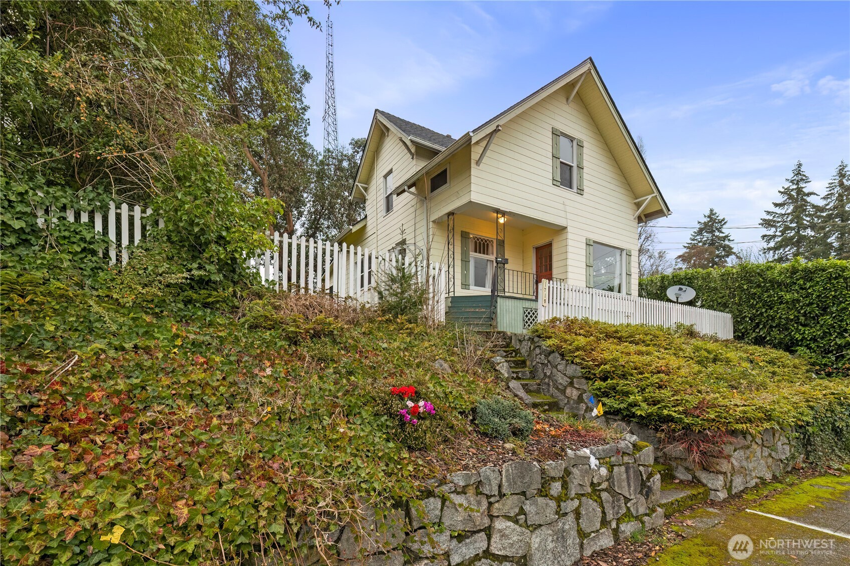 1715 Elizabeth Avenue Property Photo 2