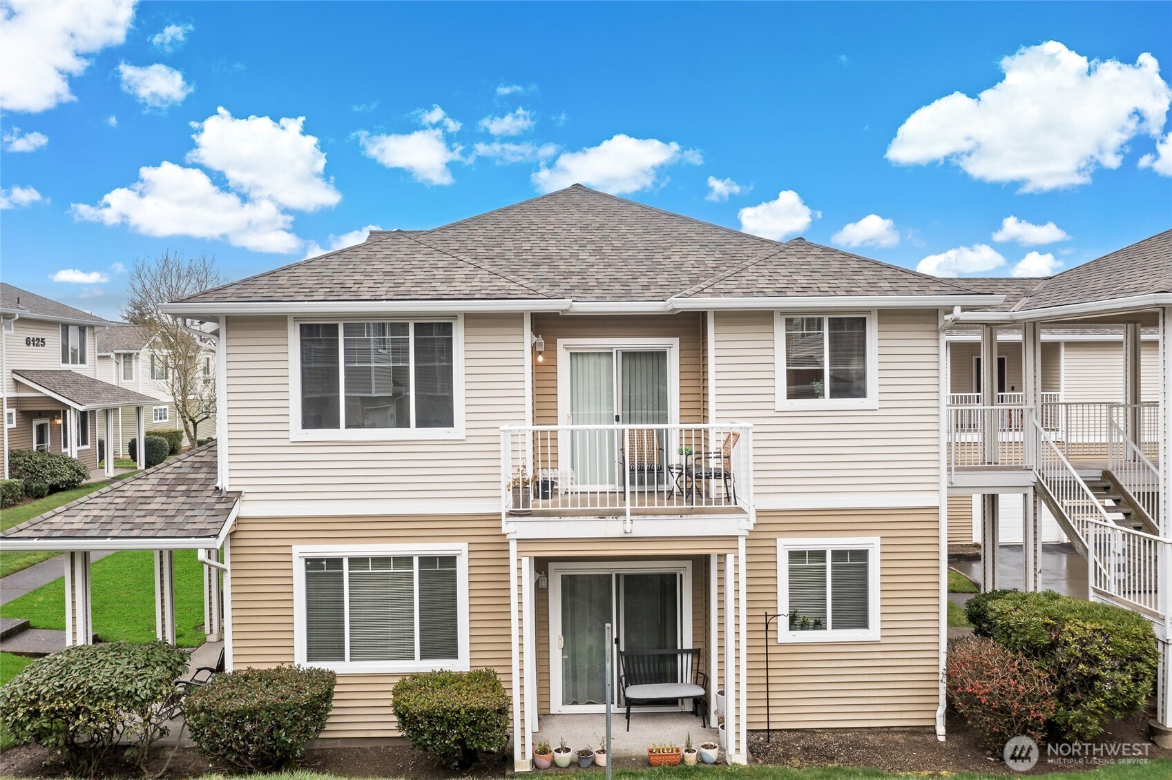 6129 Lindsay Drive C8 Property Photo 1