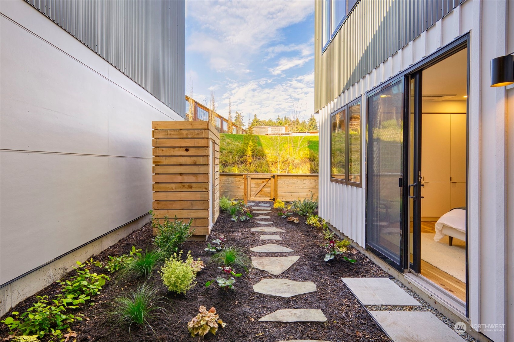 220 Canopy Path Property Photo 12