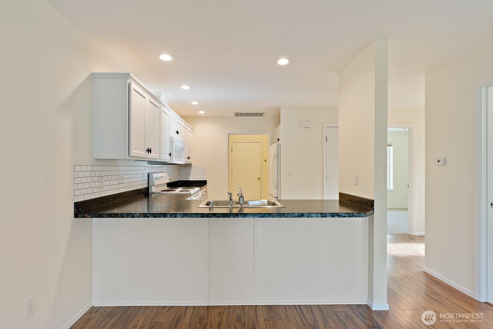 1205 Decatur Cir Property Photo 6