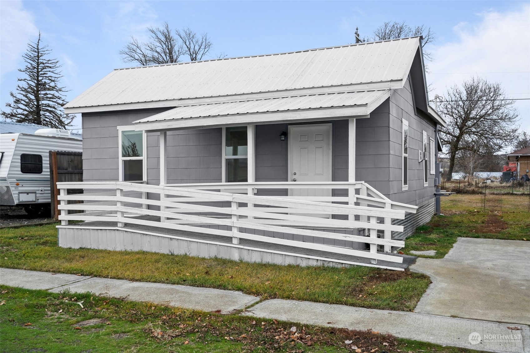 506 W 4th Street Property Photo