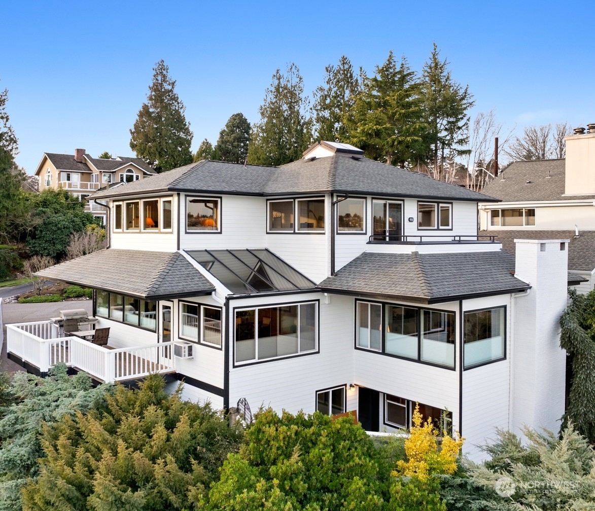 1500 Magnolia Way Property Photo