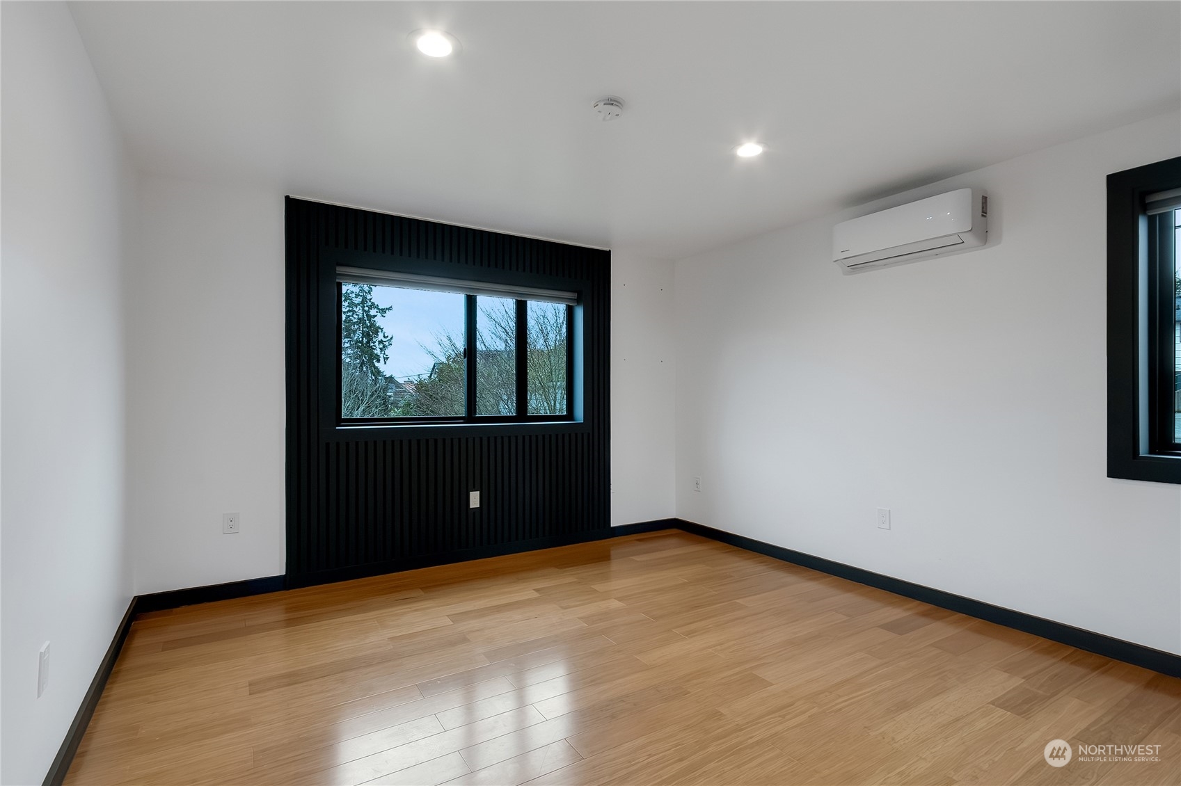 4721 N Ferdinand Street Property Photo 21