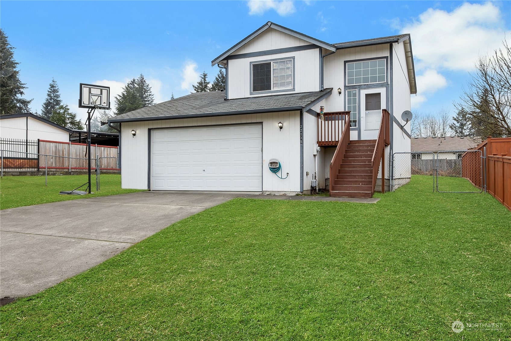 22135 Cedarview Drive Property Photo