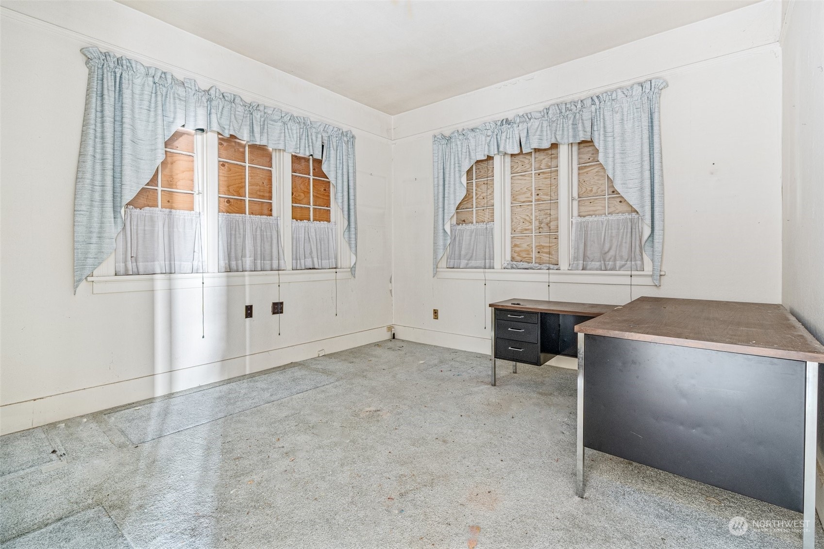 582 S Market Boulevard Property Photo 12