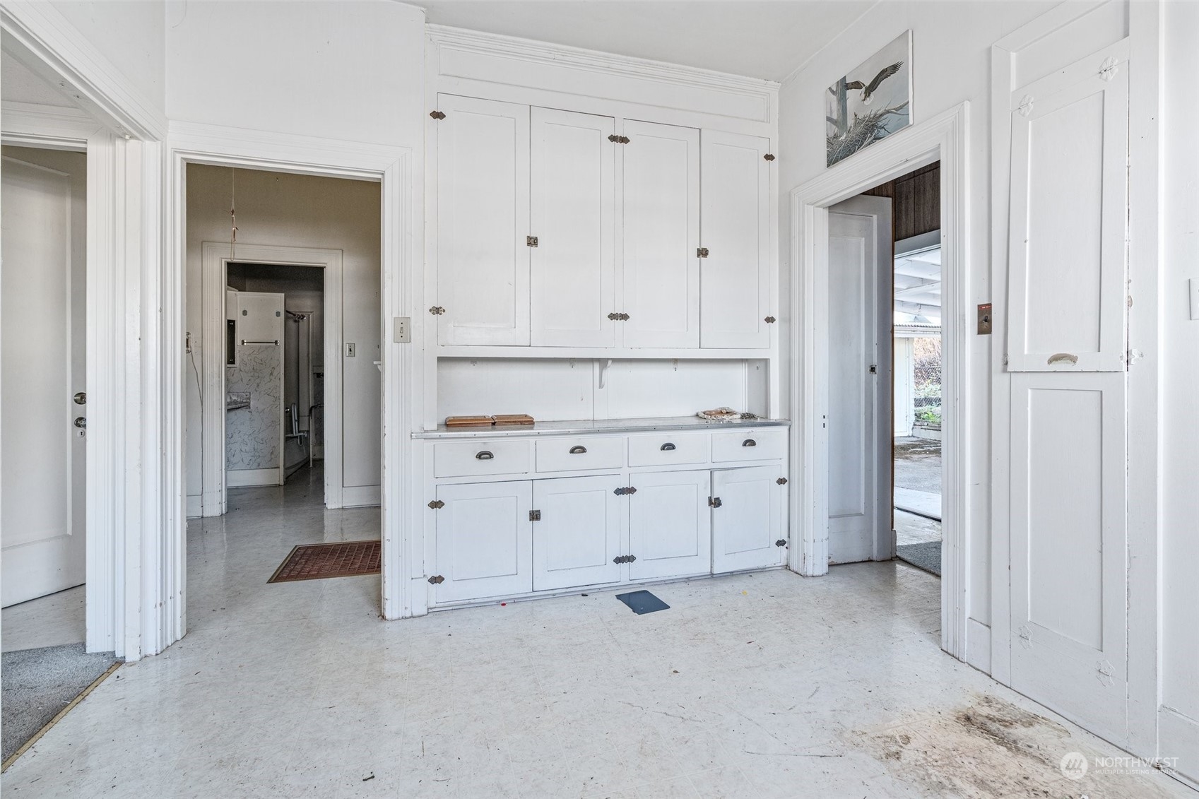 582 S Market Boulevard Property Photo 17