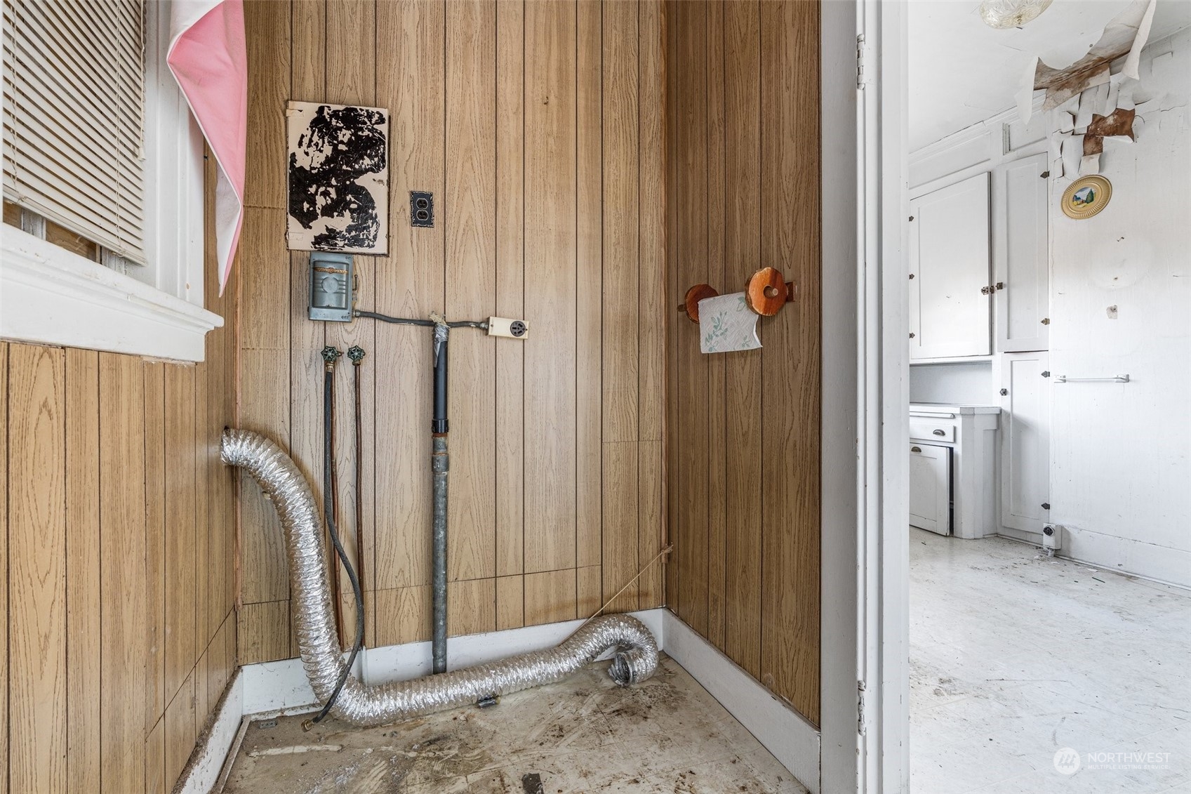 582 S Market Boulevard Property Photo 19