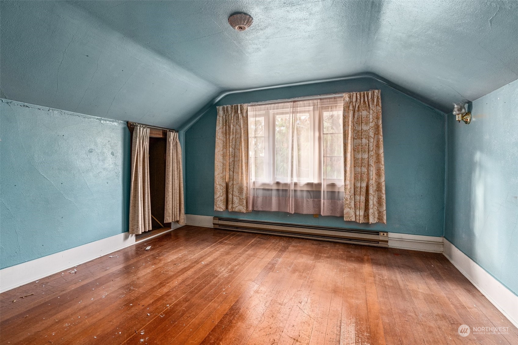 582 S Market Boulevard Property Photo 26