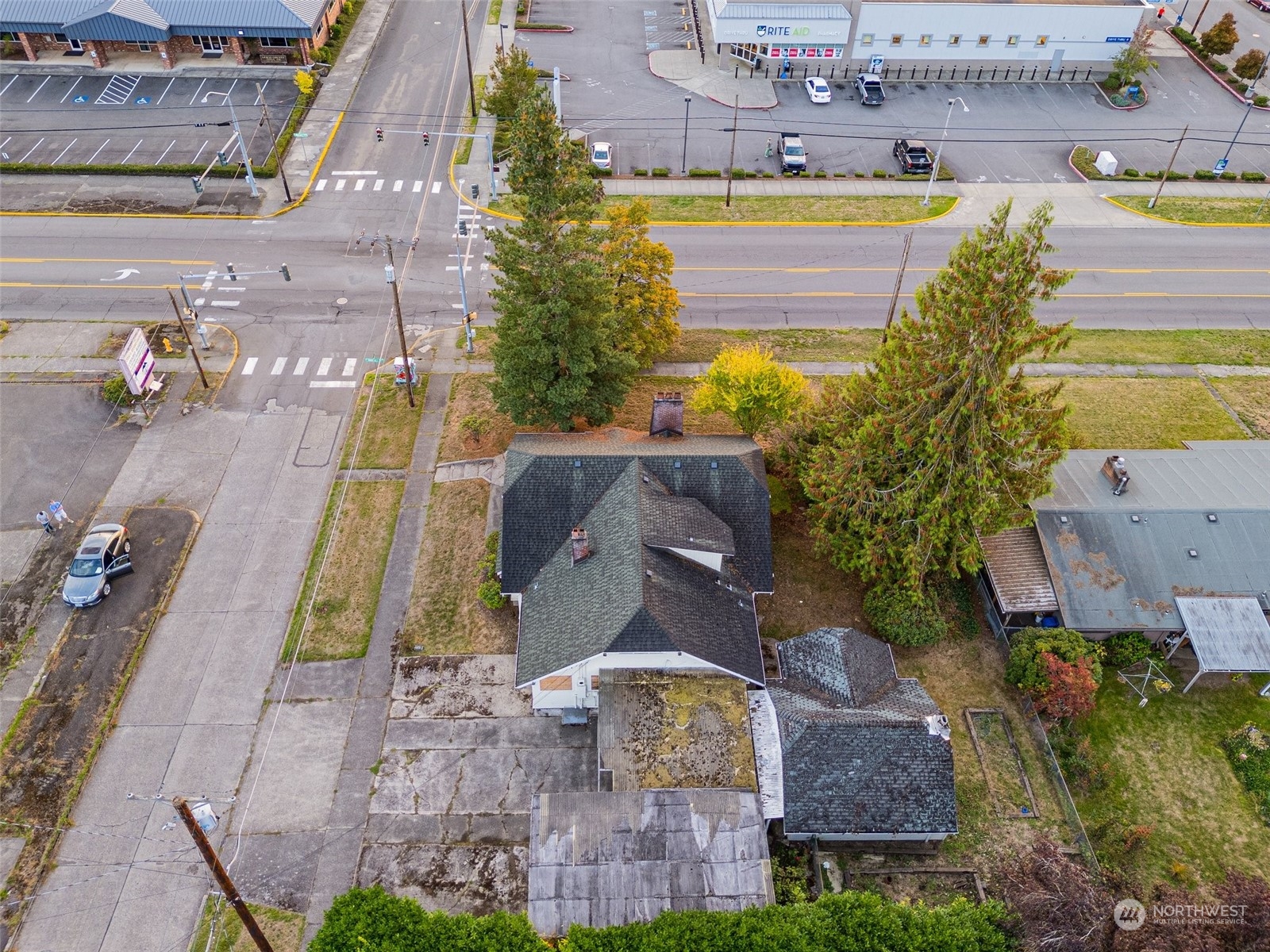 582 S Market Boulevard Property Photo 36
