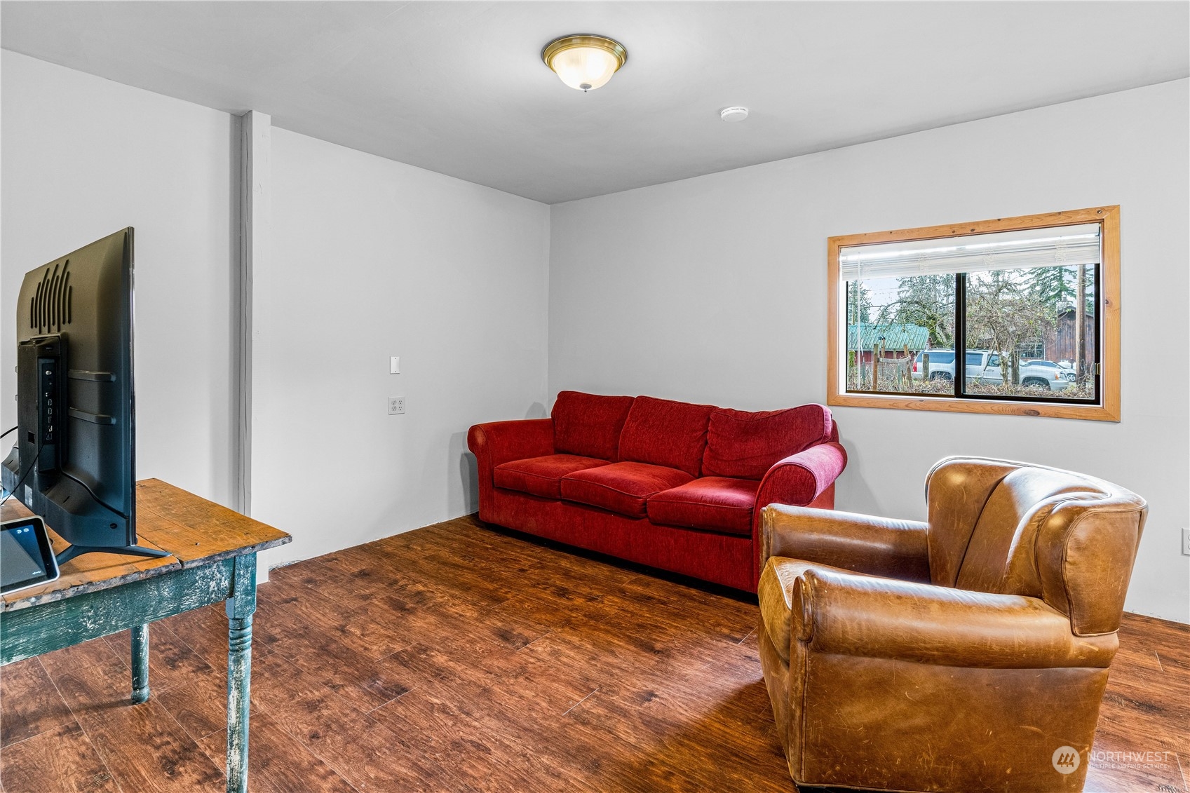 11820 84th Street Property Photo 4