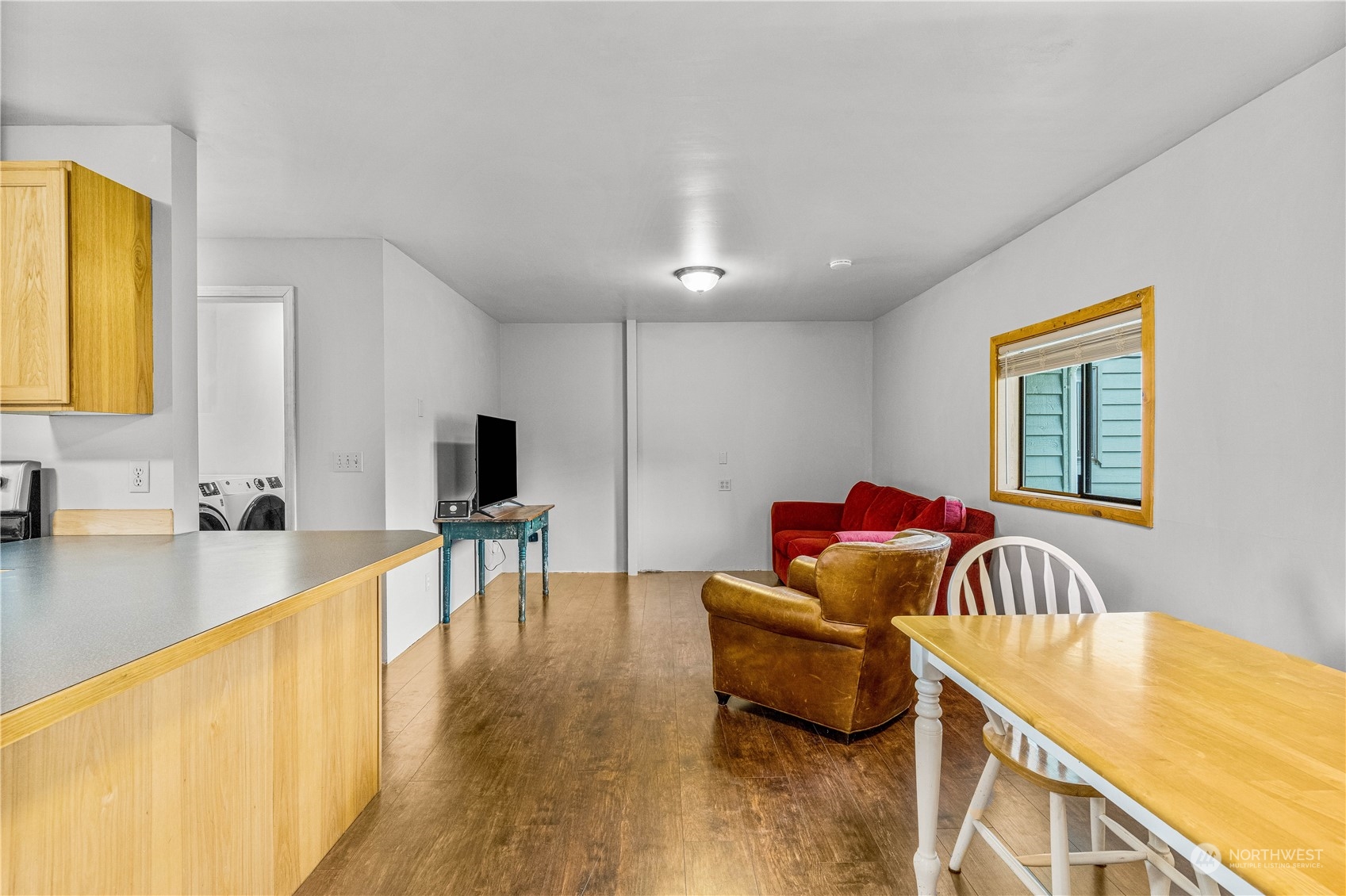 11820 84th Street Property Photo 7